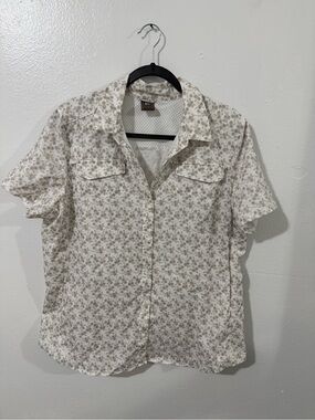 REI Cream and Taupe Floral Short Sleeve Button-Down Shirt